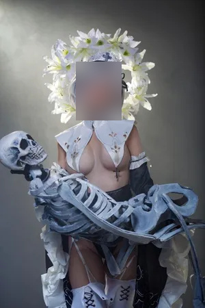 Wiktoria Flora - zdjęcie 1